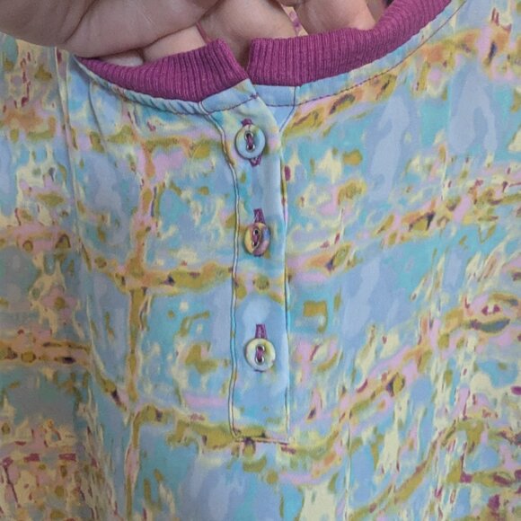 Vera Wang Breezy Sleeveless Tunic | L | High / Low | Multi color print | EUC - Picture 3 of 8